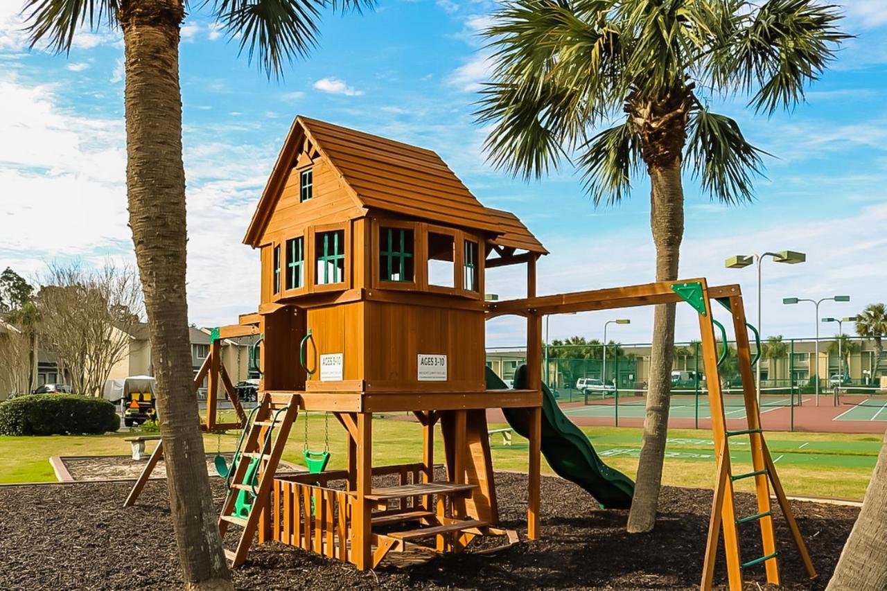 Gulf Highlands, Unit 111 *